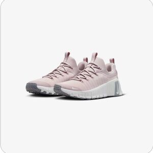 WOMEN'S NIKE FREE METCON 6